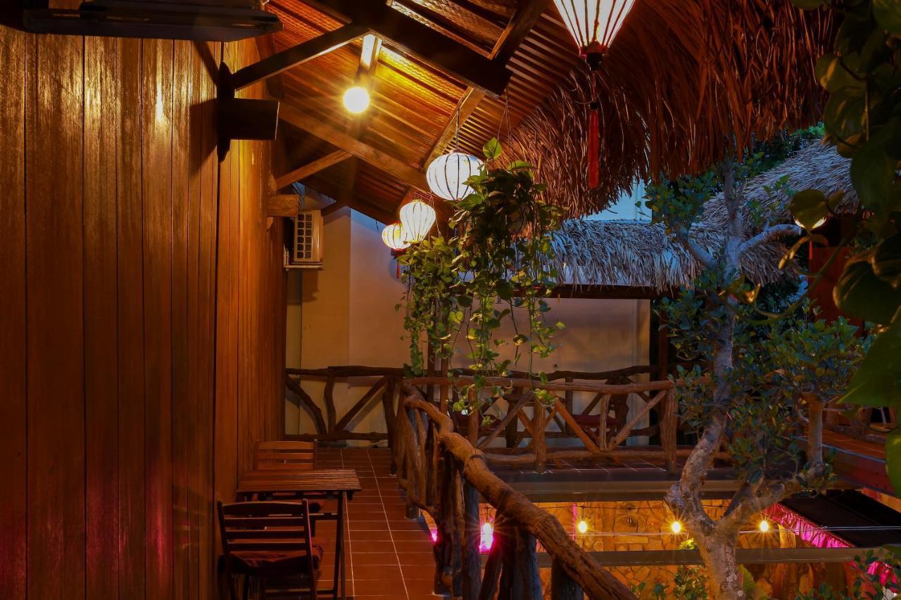 Phoenix Hotel An Bang Beach 会安 外观 照片