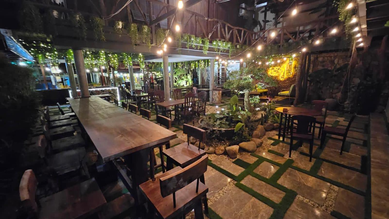 Phoenix Hotel An Bang Beach 会安 外观 照片