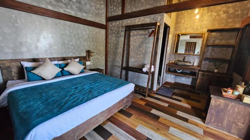Phoenix Hotel An Bang Beach 会安 外观 照片
